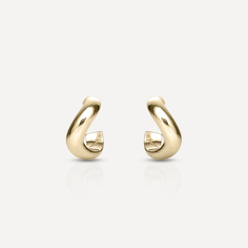 Solid Wave Earrings in Gold 1